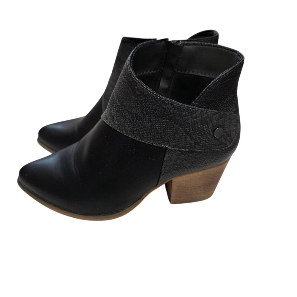 Tinstree Black Ankle Booties Women's Size 9 Block Heel Snakeskin Zip Western